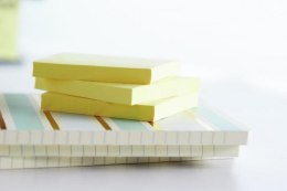 Bloczek_samoprzylepny POST-IT (654), 76x76mm, 1x100 kart., żółty